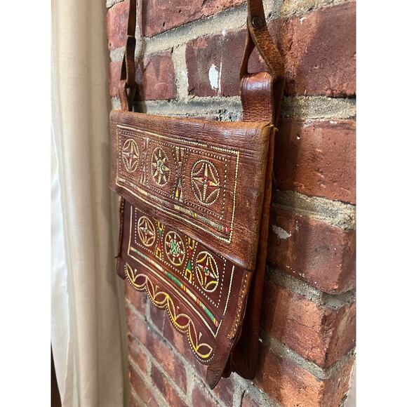Vintage Moroccan Leather Embroidered Tooled
Crossbody bag - Picture 3 of 11